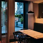 Prim&proper 4* Porto