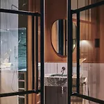 Prim&proper 4* Porto